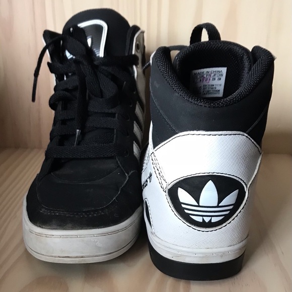 Adidas Mens Hard Court Hi Block Sneaker - Picture 1 of 5
